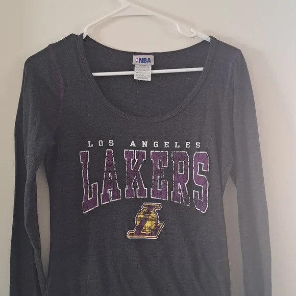 NBA Los Angeles Lakers Longsleeved Shirt size Medium - Picture 3 of 5